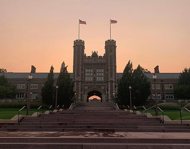 Picture of Brookings Hall, Washington University